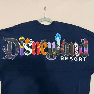 Disneyland villains spirit jersey NWT medium